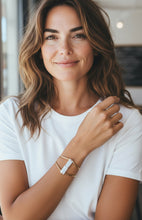 Load image into Gallery viewer, Liquid Light Cuff