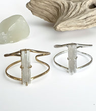 Load image into Gallery viewer, Liquid Light Cuff