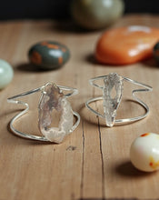 Load image into Gallery viewer, Geode Cuff