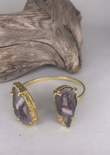 Load image into Gallery viewer, Split Stone Cuff